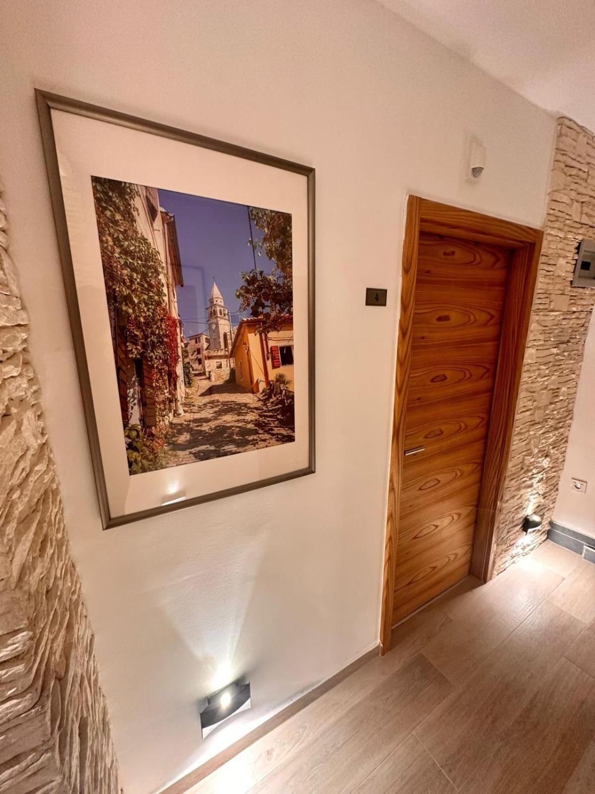 Old City Inn *** Pula Bagian luar foto